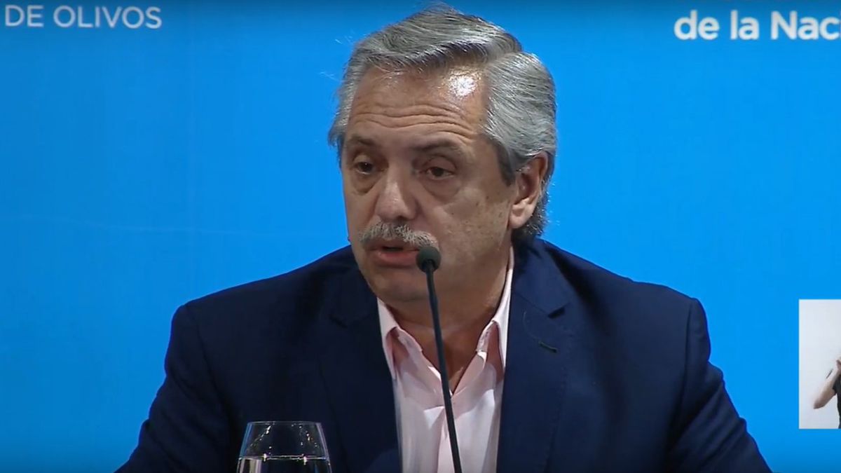 Alberto Fernández en conferencia de prensa.