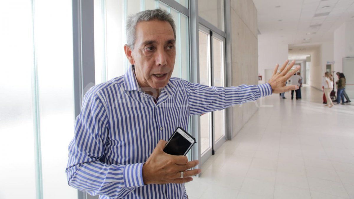 El Secretario Adjunto de Salud de la provincia, Jorge Prieto, confirmó a Aire Digital la ampliación y traslado del centro telefónico del 0800 coronavirus.