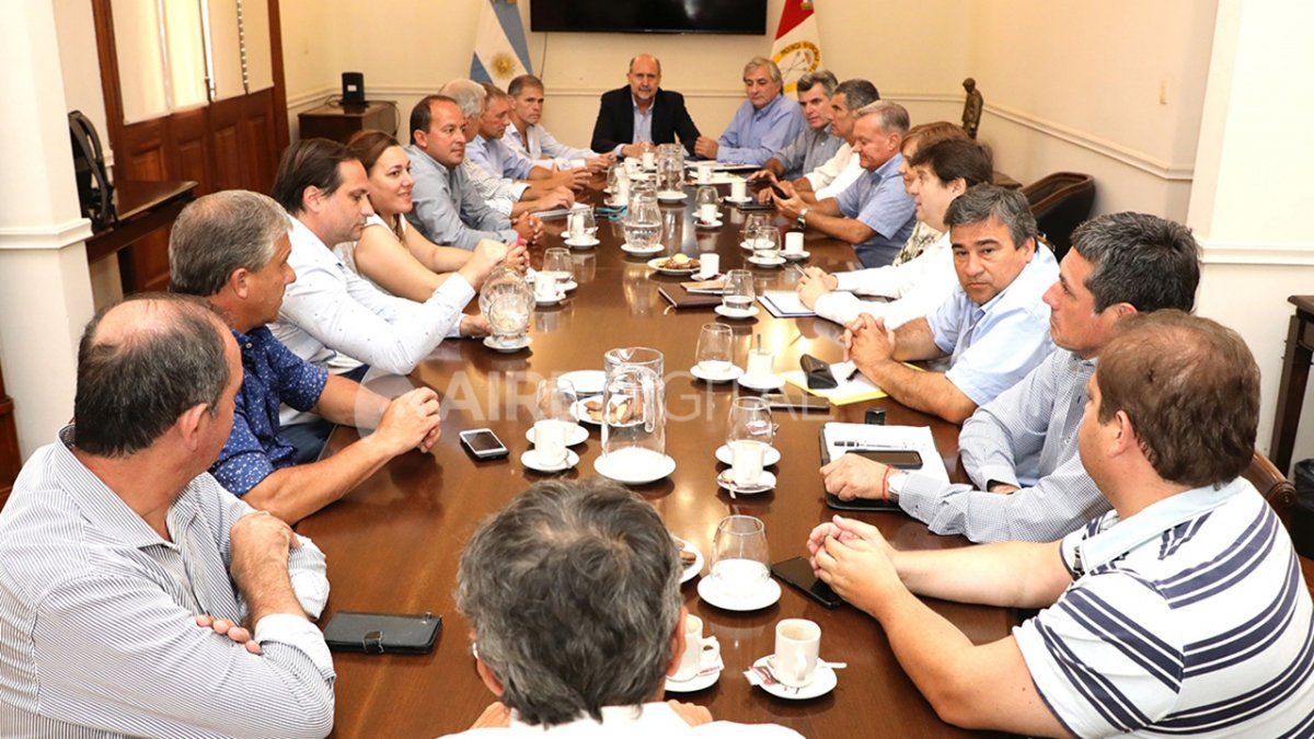 6. El 24 de enero 6. El 24 de enero