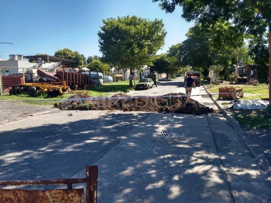 La Municipalidad de Laguna Paiva decidió cerrar los ingresos a la localidad sobre Ruta Nacional 11 ante la pandemia del coronavirus.