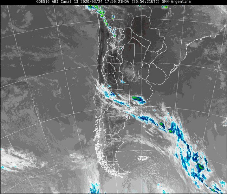 Imagen satelital a las 17.50 horas del martes.