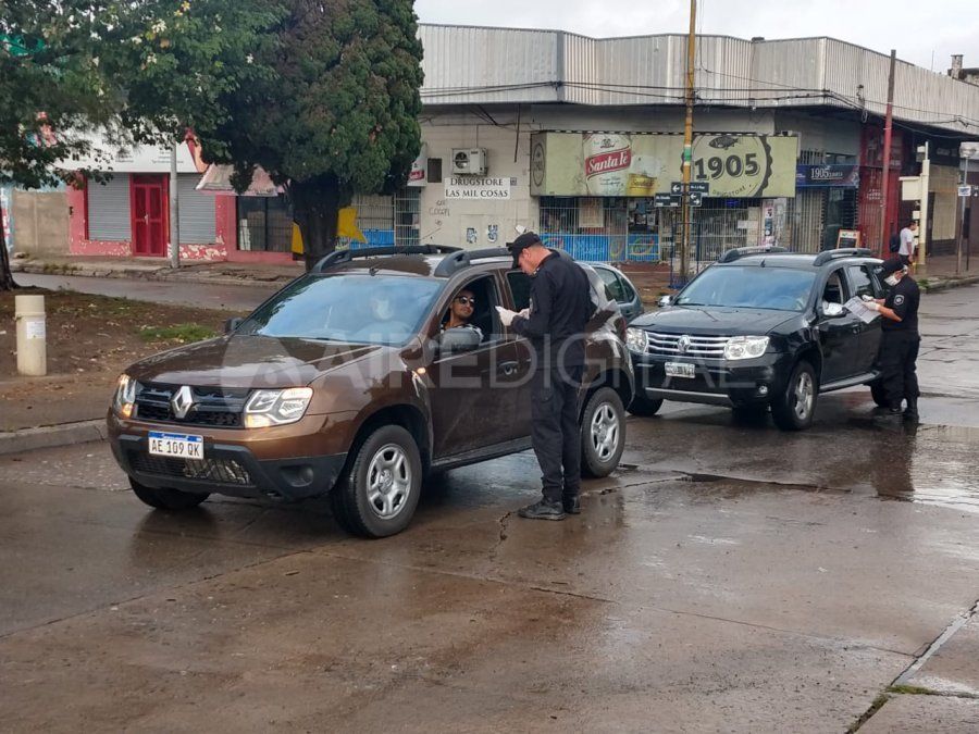 La policía podrá aprehender a las personas que circulen sin justificación.