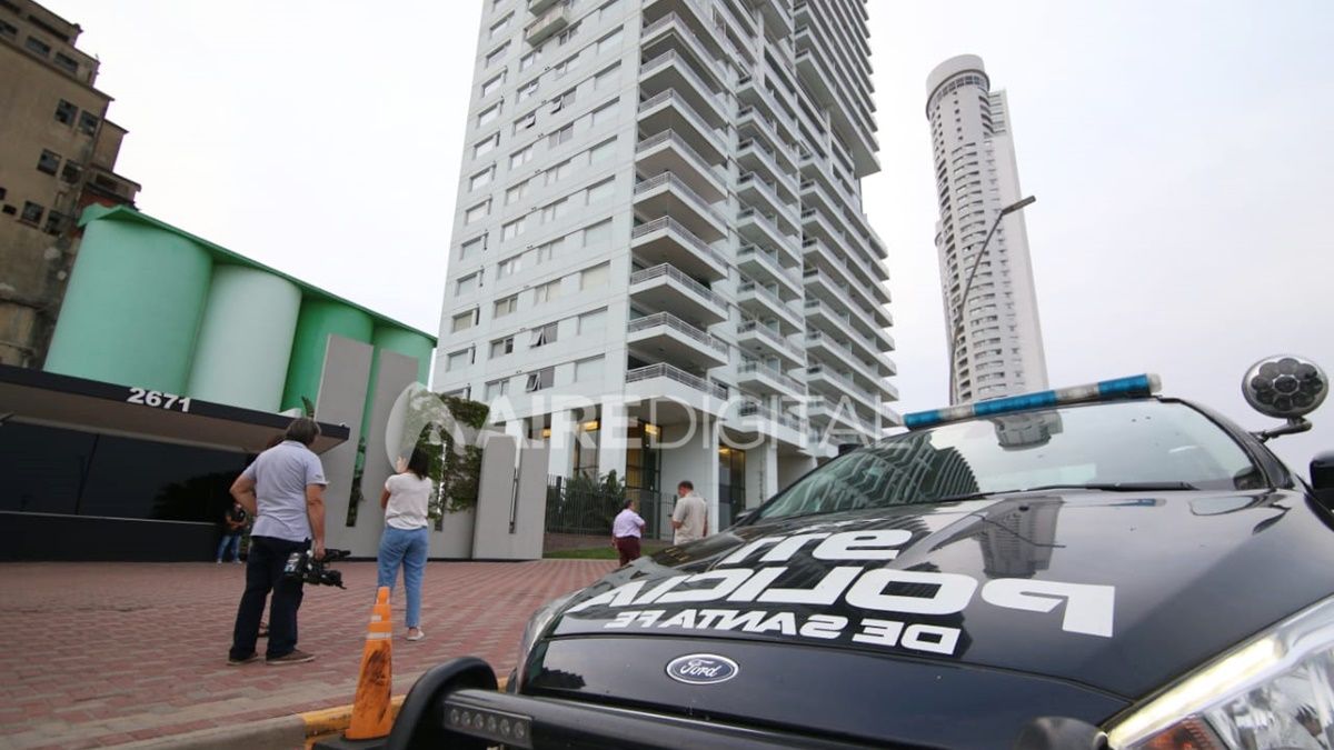 La torre de Puerto Norte (Rosario) donde vive Dutra y donde debe cumplir el aislamiento obligatorio.