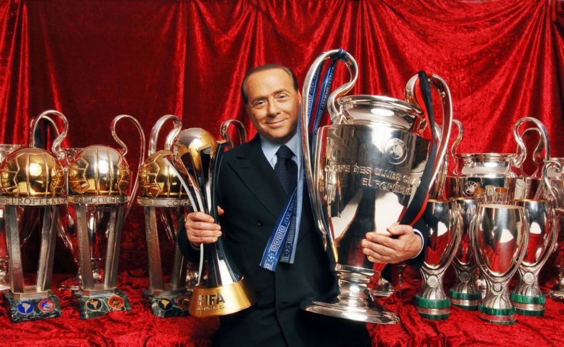 Silvio Berlusconi: político, empresario, inversor, periodista deportivo y magnate de los medios italiano. Reconocido por su ajetreada vida personal.