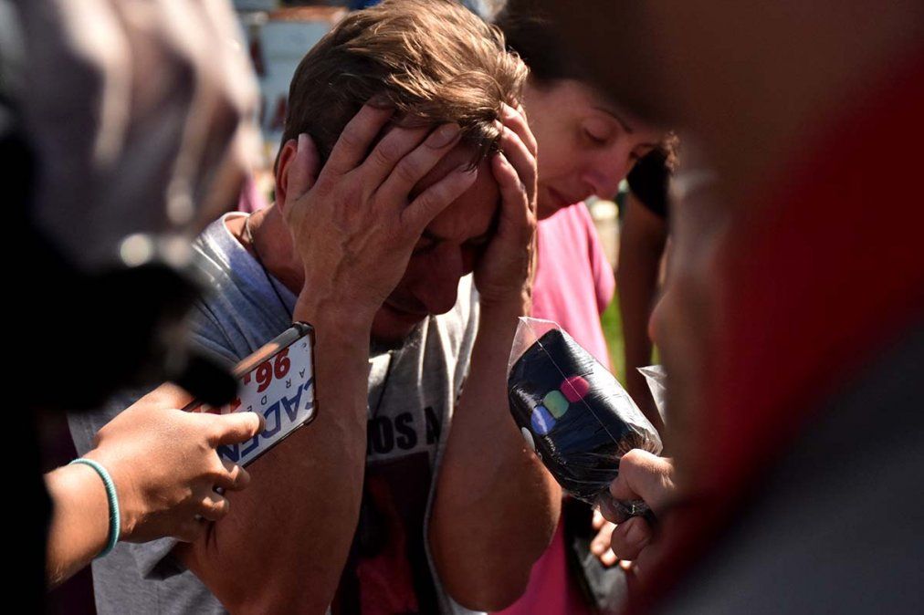 Familiares de Claudia, víctima de un terrible femicidio. Foto: Qué digital
