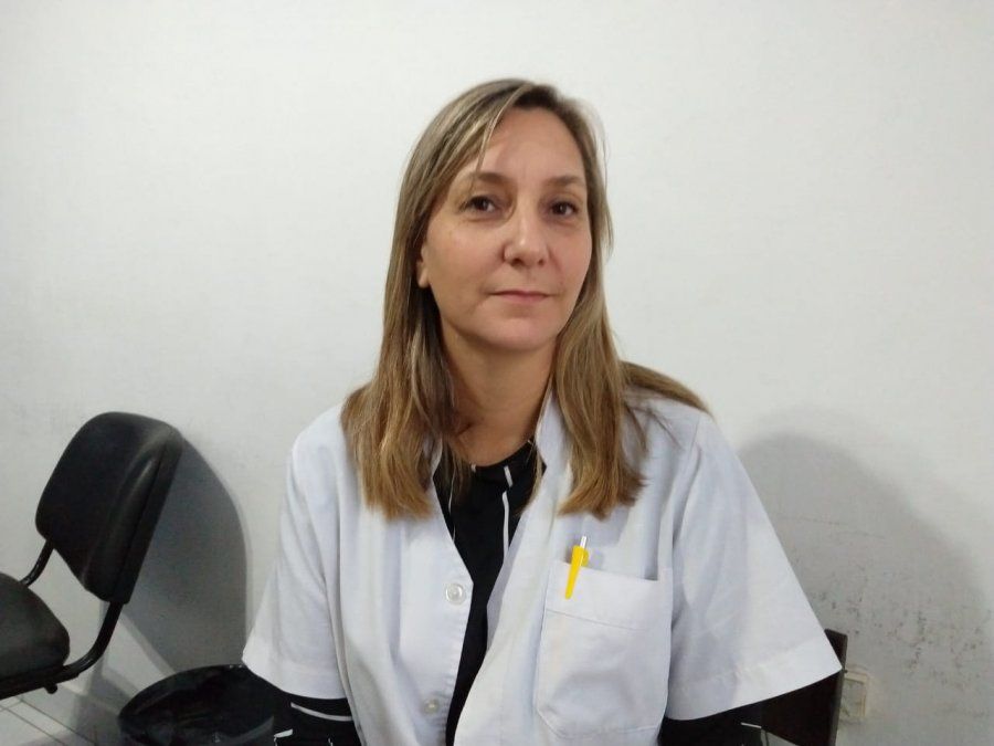 La Dra. Mairone aseguró que hasta el momento no tuvieron síntomas ni los pacientes ni los compañeros de la odontóloga con coronavirus.