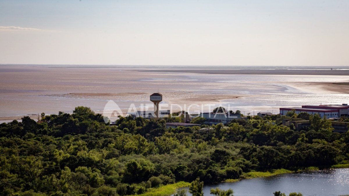 Bajante del río Paraná en la Laguna Setúbal de Santa Fe.
