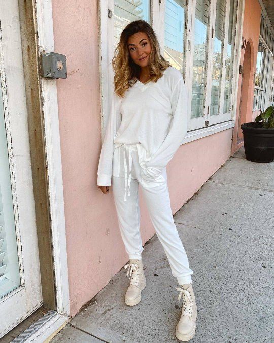 El total white es tendencia para este invierno 2020