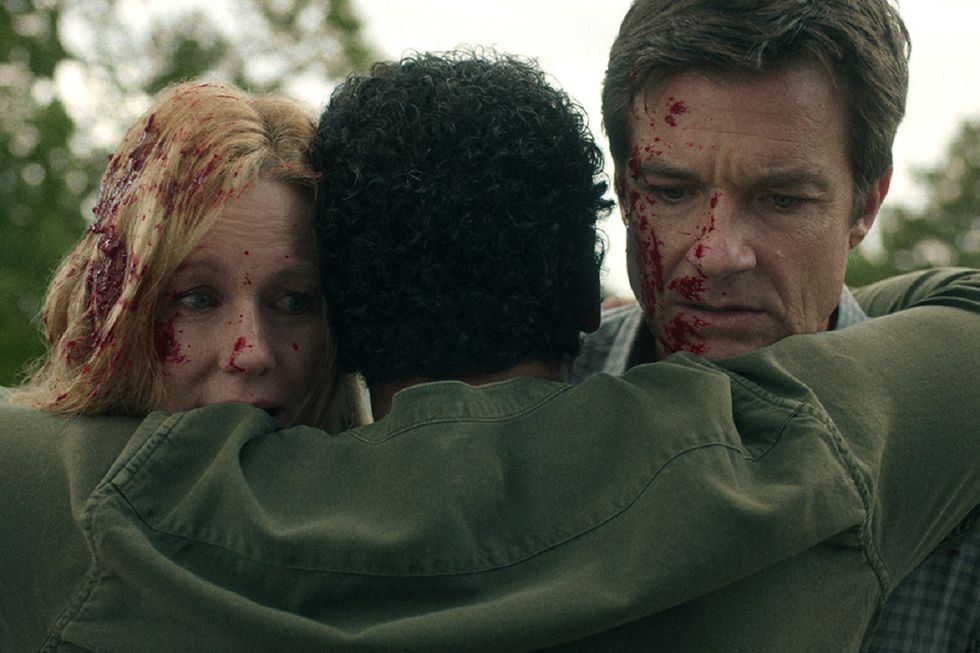 Navarro asesinó a Helen frente a los Byrde, quienes ahora están al mando de todo (Foto: Netflix)
