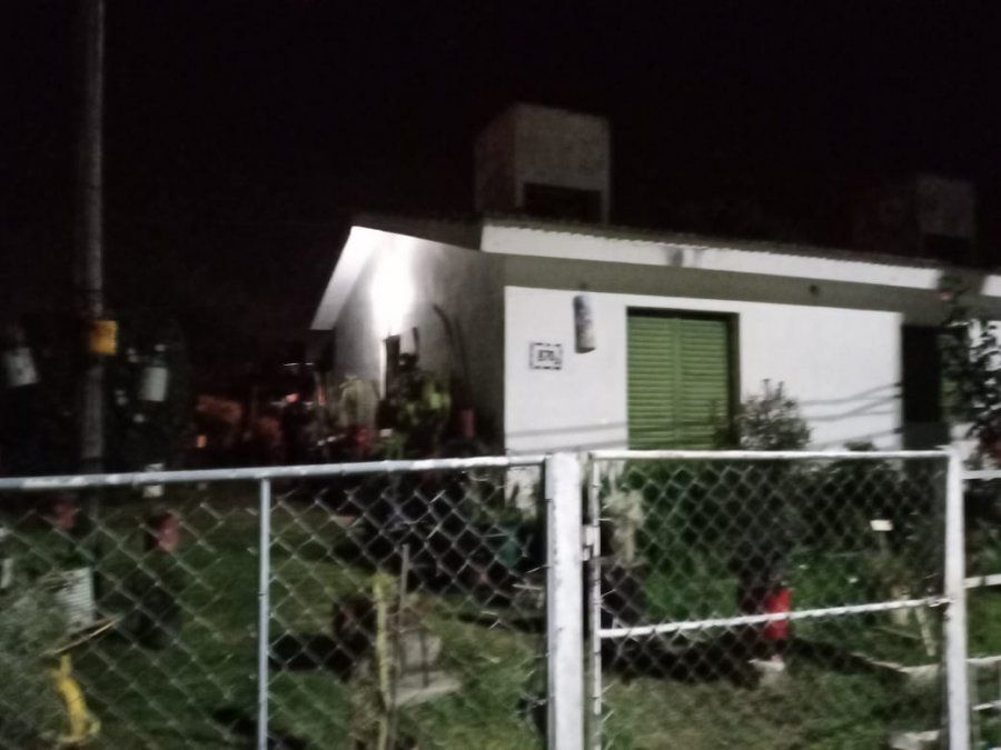 La vivienda de Ruarte custodiada por la policía tras el asesinato