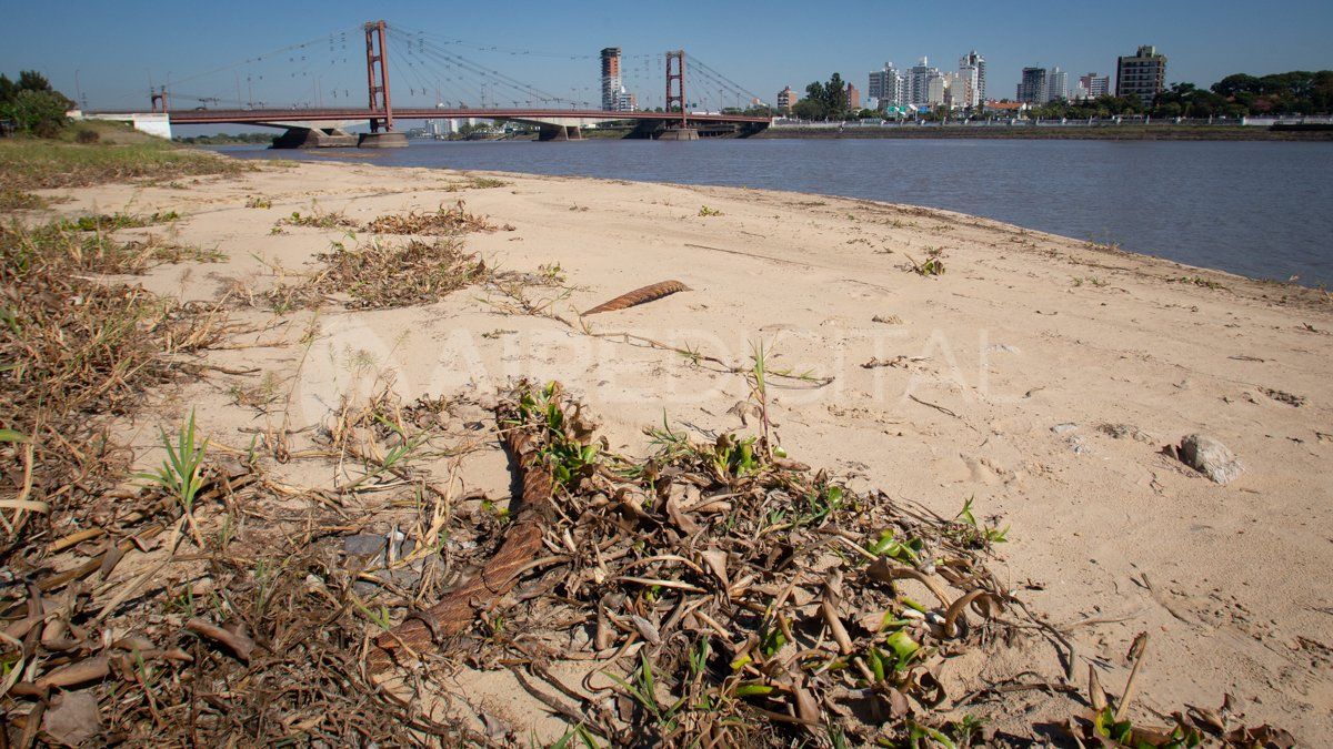 Hasta un cable de acero apareció en la Costanera Este.