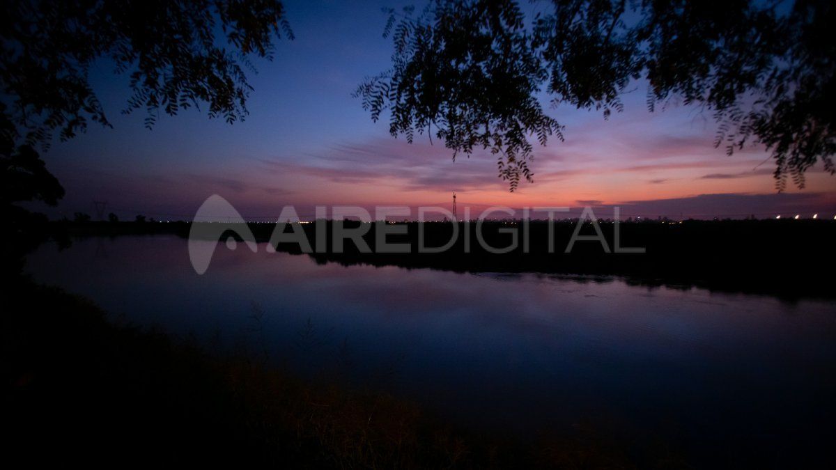 Esta mañana, el Salado midió apenas 1,24 metros en Santo Tomé (bajó tres centímetros en comparación con el lunes).