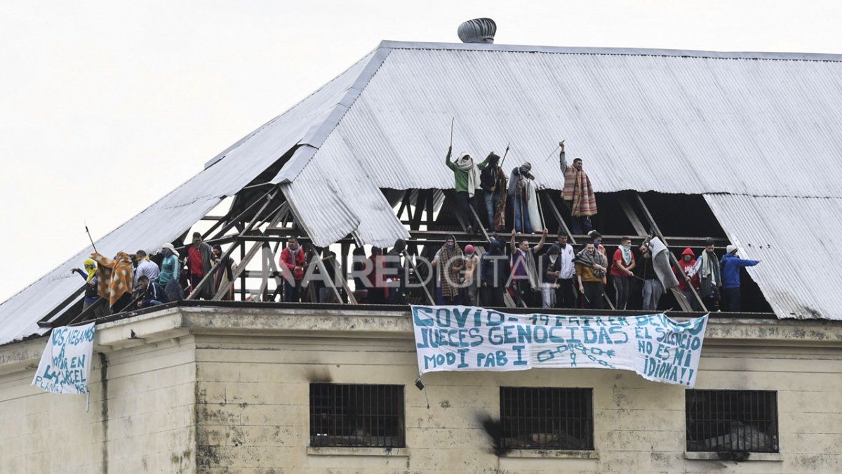 Imagen del motín en Devoto, Buenos Aires. Los presos reclamaron salir ante la falta de medidas sanitarias por el coronavirus. 