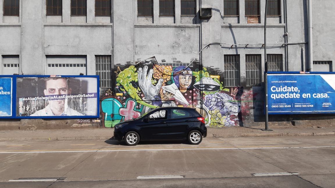 Cristian busca a Cecilio en su Ford K.