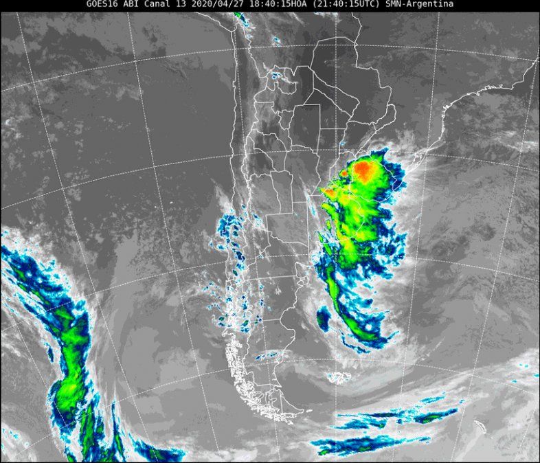 Las condiciones continúan siendo inestables y las previsiones de lluvias y tormentas indican altas probabilidades de dichos fenómenos para esta noche y hasta el mediodía del martes