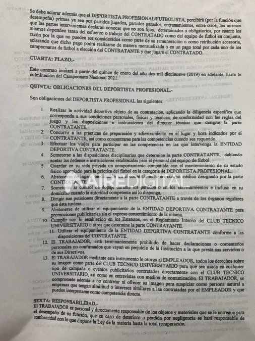 Contrato de trabajo firmado por Técnico Universitario y Jorge Pinos con validez hasta el 2021 2/3