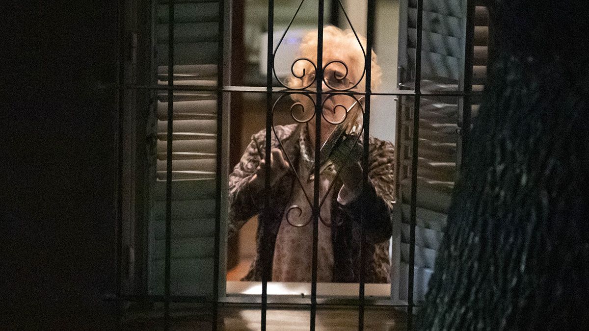 Los vecinos se manifestaron desde los balcones y ventanas de sus viviendas, en el marco del aislamiento social, preventivo y obligatorio.