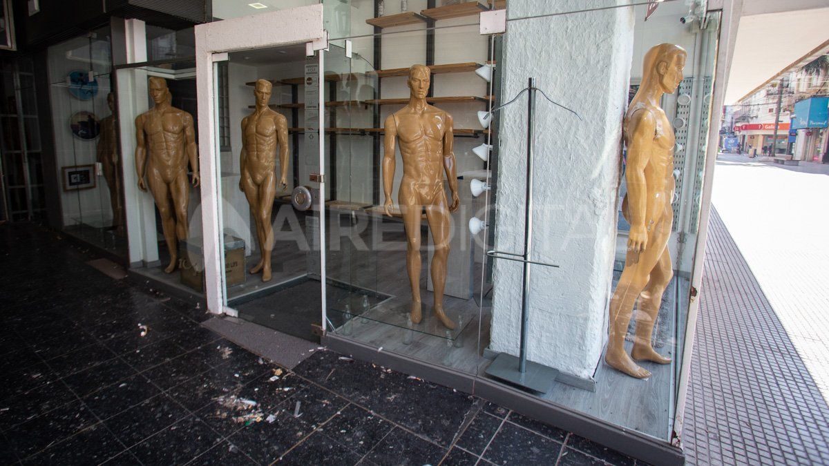Los comercios de indumentaria de la provincia de Santa Fe est&aacute;n habilitados a vender y promocionar sus productos s&oacute;lo de manera online.&nbsp;