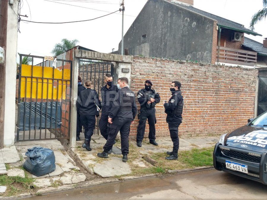 Dos personas fueron detenidas luego de una violenta entradera en Guadalupe Oeste.