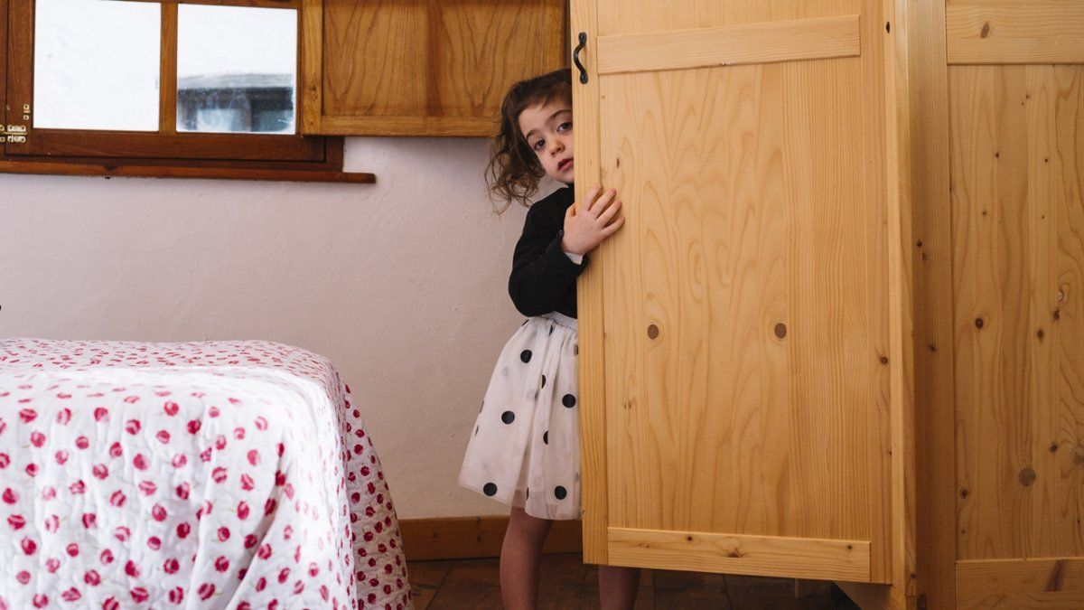 Para grandes y chicos, los 42 días transcurridos desde que comenzó el aislamiento hasta que se legitimó la vuelta al esquema repartido entre dos casas se sintieron eternos.