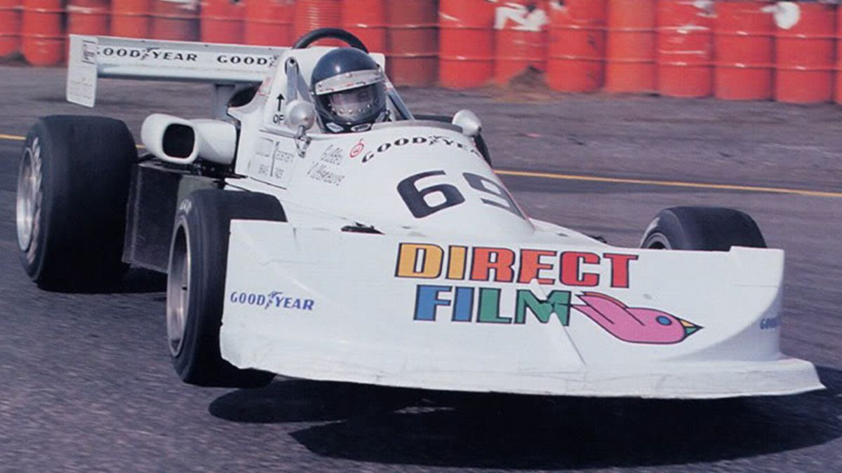 El lunes 6 de septiembre –el Labour Day, o Día del Trabajo, que en Canadá se celebra el primer lunes de dicho mes– y, tras largar desde la pole, se impuso de punta a punta en el GP de Trois-Rivières con su March 76B-Cosworth Nº 69, escoltado por el australiano Alan Jones y el británico James Hunt, quien recomendaría su contratación al equipo McLaren de Fórmula 1.