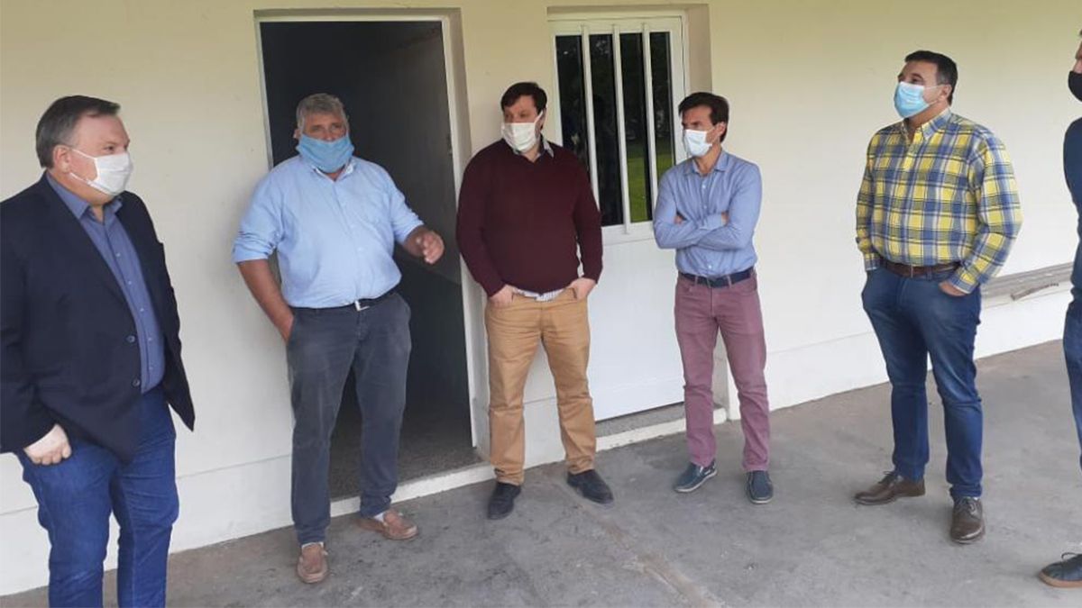 La participación de Michlig en el Comité de Crisis lo llevó a recorrer esta semana las localidades que integran de Huanqueros, Ambrosetti, Arrufó, Villa Trinidad, Colonia Rosa, San Guillermo y Suardi.En esta oportunidad el senador estuvo acompañado por el Sub-secretario de Salud de la Provincia, Guillermo Rajmil, el Director Pcial del SIES 107, Dr. Eduardo Wagner y el Asesor Técnico de Emergencias, Hugo Ingaramo.