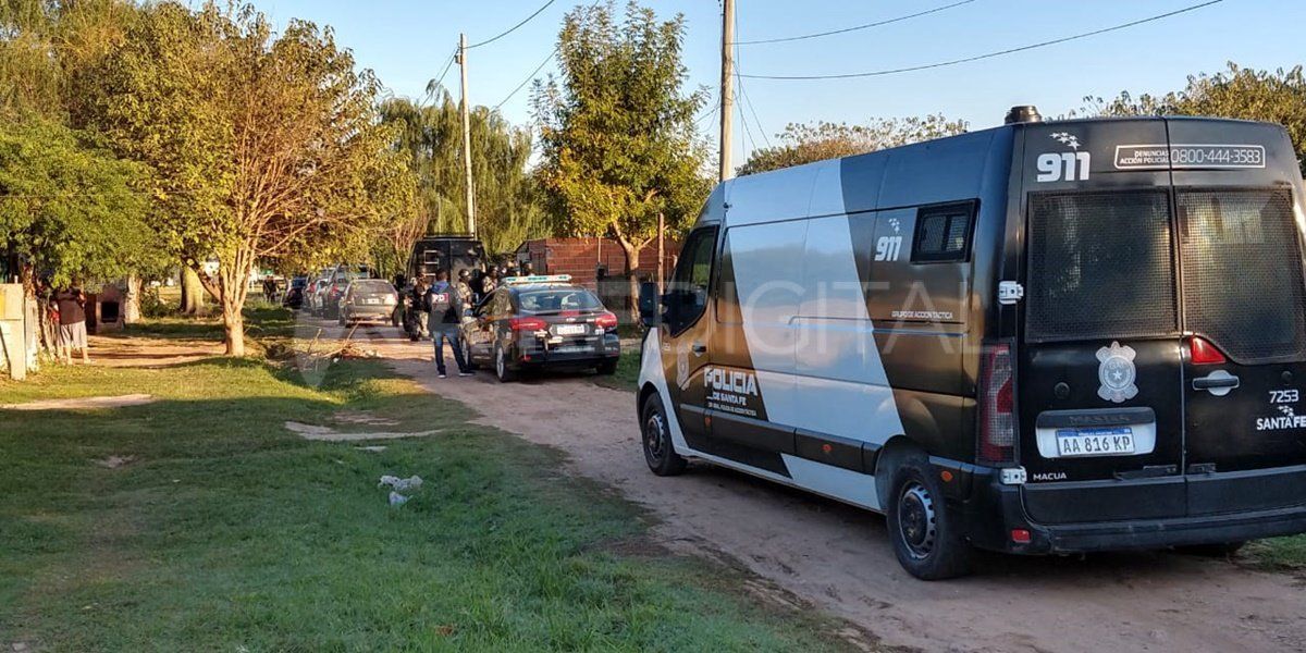 Los procedimientos se concretaron esta mañana. Dos personas detenidas y un arma de fuego secuestrada