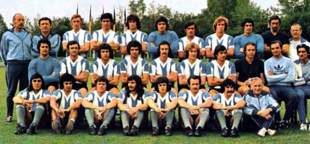 La Selección Argentina de 1974, plagada de buenos jugadores, pero sufría de la desorganización que reinaba en AFA.