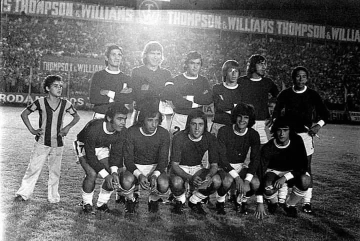 Así formó el combinado de Rosario que se impuso ante la Selección Argentina. El Trinche brilló aquella noche de 1974 en el