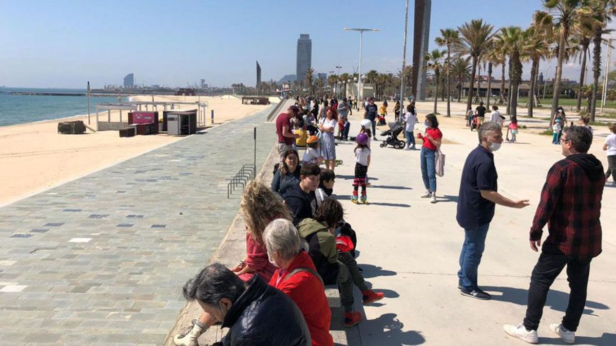 España sale del confinamiento con temor a un rebrote.