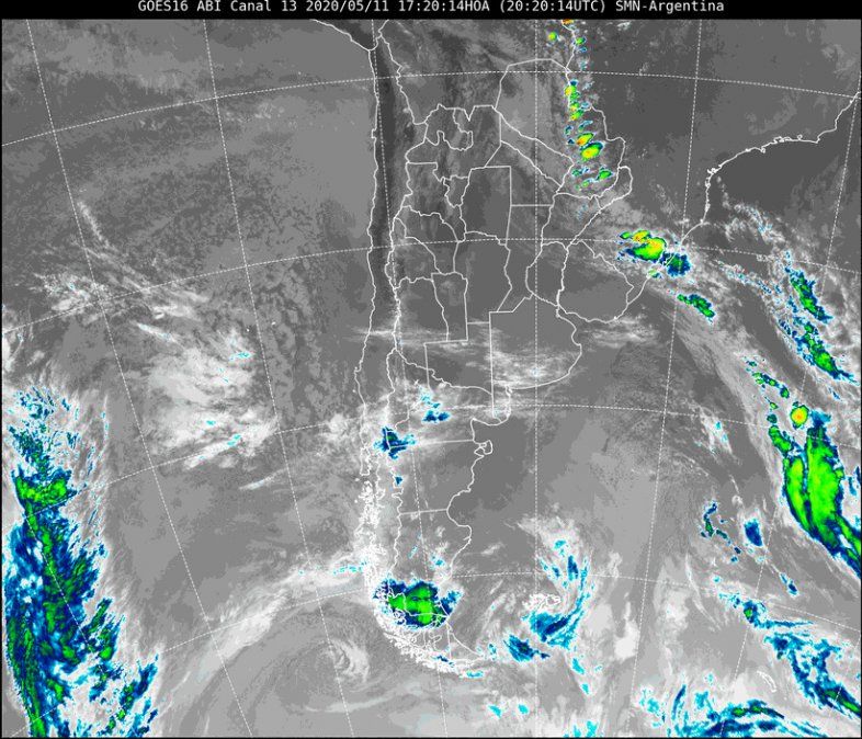 Imagen satelital del tiempo a las 17:20 horas del lunes.