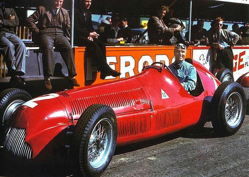 Farina se consagró en Silverstone ante 60.000 espectadores.