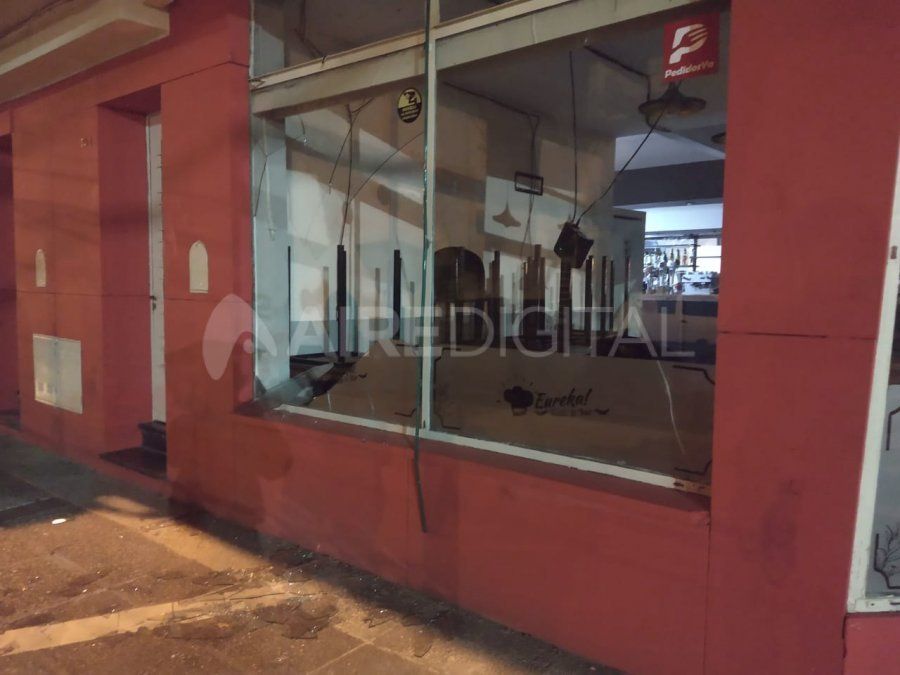El bar abrió el 14 de marzo, pero el 20 debió cerrar por el comienzo de la cuarentena.