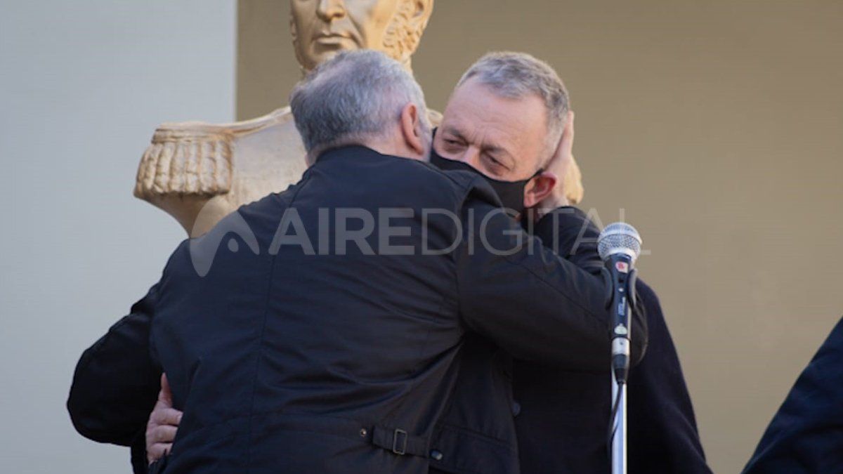 Una de las últimas apariciones de Sain junto a Sarnaglia, en la Unidad Regional I en el mes de mayo.