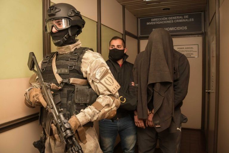 Uno de los dos detenidos es la expareja de la mujer asesinada.