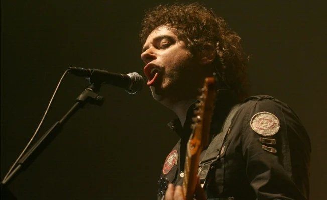 Gustavo Cerati es uno de los referentes del rock argentino y un artista fundamental al momento de la expansión musical hacia otros horizontes: latinoamérica y Estados Unidos