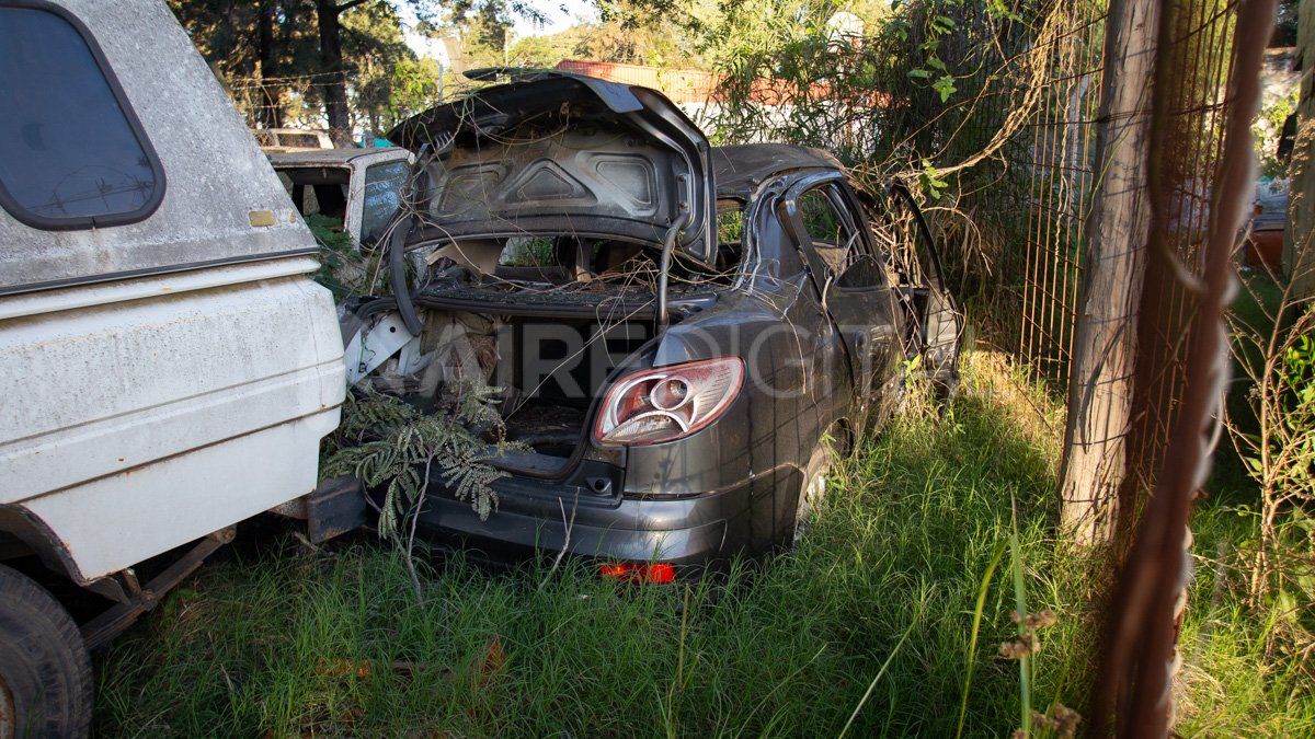 El auto en el cual volcaron Coria y Kappes.