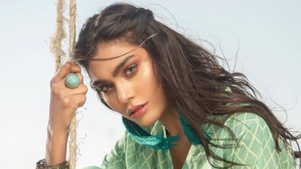 El vuelo PK 8303 de Pakistan International Airlines (PIA), que transportaba a 99 personas, se estrelló este viernes en una colonia residencial cerca del aeropuerto de la ciudad pakistaní de Karachi.