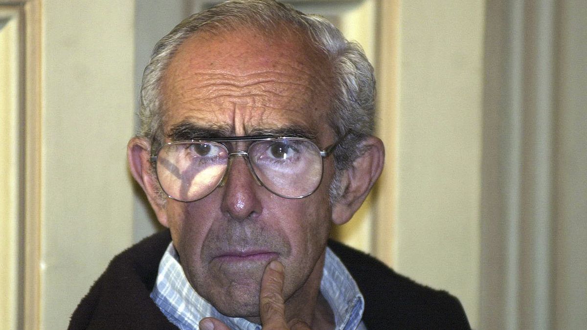 El cuádruple femicida platense Ricardo Barreda murió hoy de un paro cardíaco a los 83 años en un geriátrico del partido de San Martín en el que se hallaba alojado desde hacía varios meses, informaron fuentes policiales.