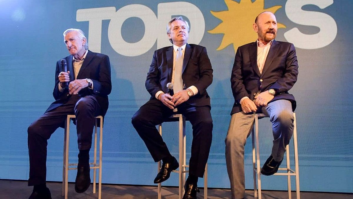 José Luis Gioja, Alberto Fernández y el gobernador de Formosa Gildo Insfrán durante la campaña presidencial del 2019.