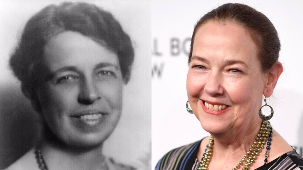 Anna Eleanor Roosevelt fue una escritora, activista y política estadounidense. Fue primera dama de los Estados Unidos desde el 4 de marzo de 1933 hasta el 12 de abril de 1945, durante los cuatro períodos presidenciales de su esposo Franklin D. Roosevelt.