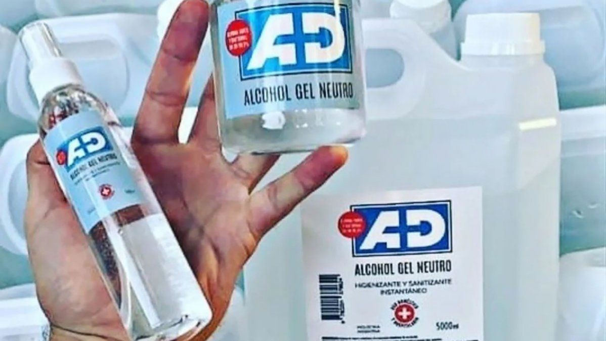 Anmat prohibió el uso, comercialización y distribución de todas las presentaciones y los lotes del producto rotulado como “A+D ALCOHOL ETILICO (97%) USO DOMESTICO Y HOSPITALARIO