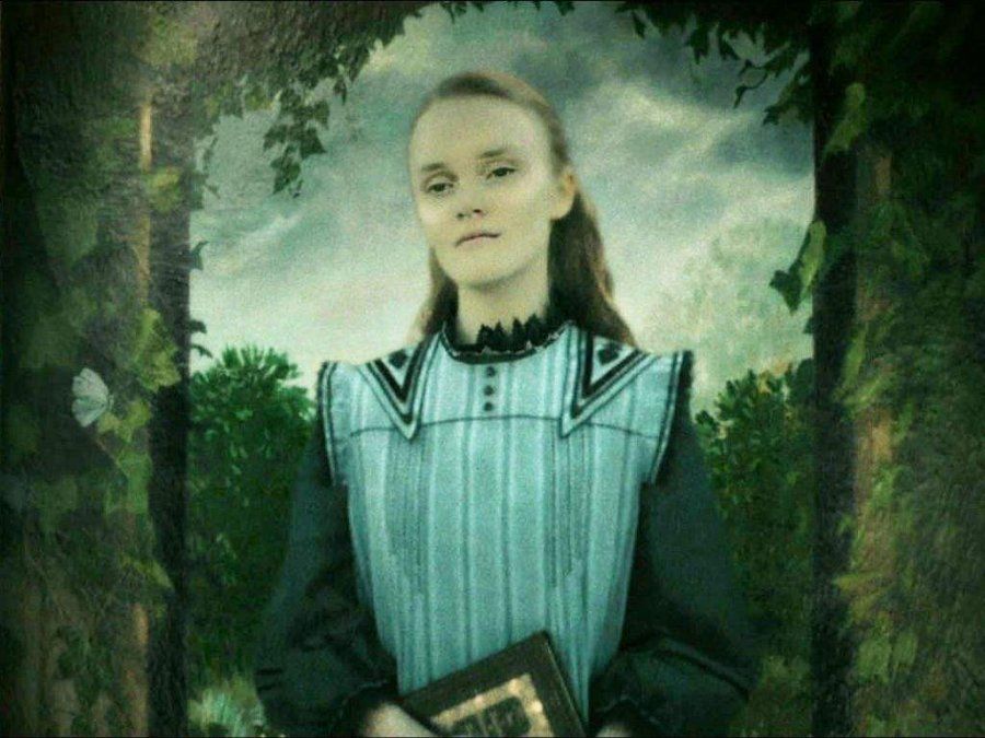 Ariana Dumbledore, hermana menor de Albus Dumbledore.