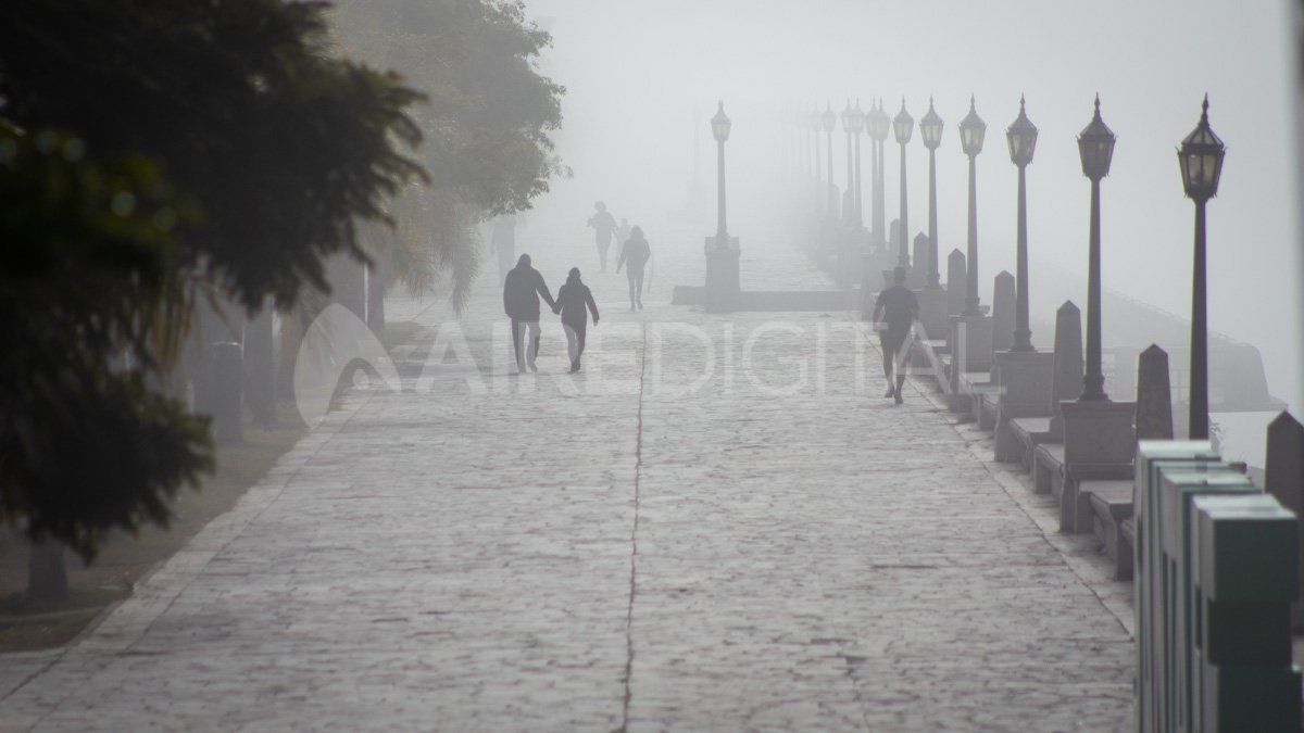 La niebla se adueñó de Santa Fe La niebla se adueñó de Santa Fe