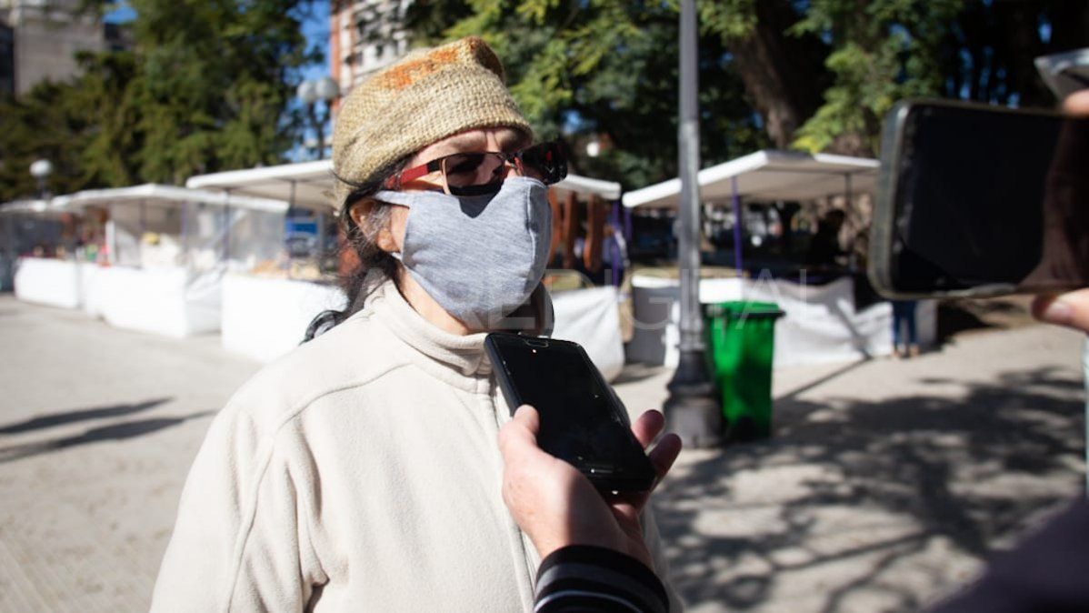Este sábado abrió la feria del Sol y la Luna.