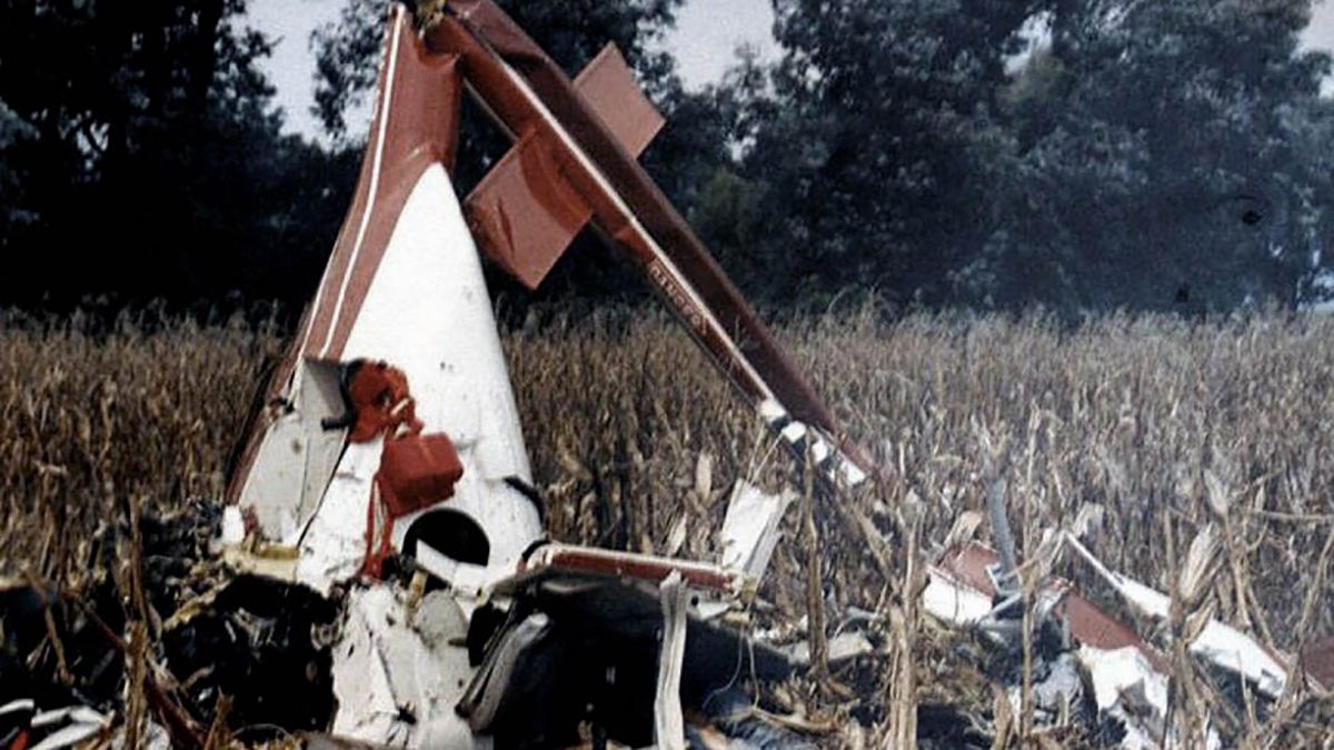 Así quedó la avioneta de Carlos Nair, el hijo de Menem, tras el sospechoso accidente que sufrió en 1995.
