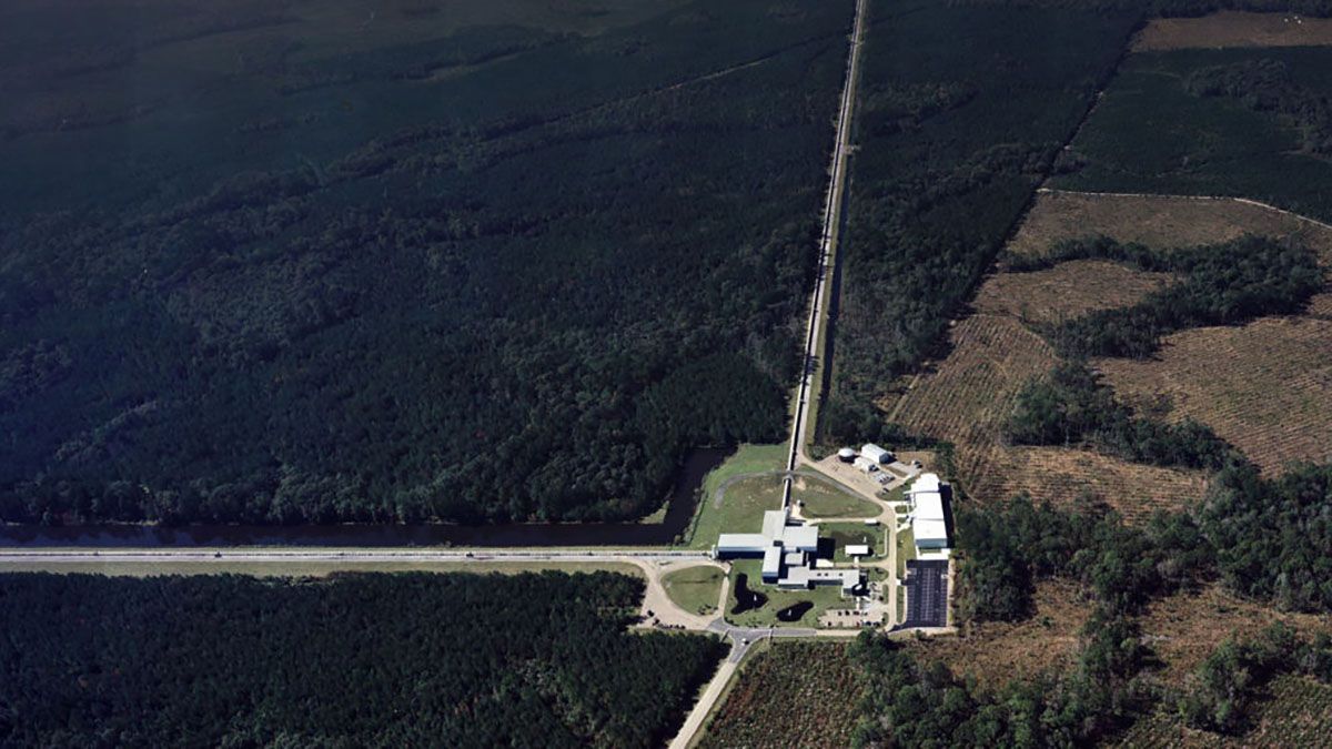 Observatorio Avanzado de Interferometría Láser de Ondas Gravitacionales, LIGO.