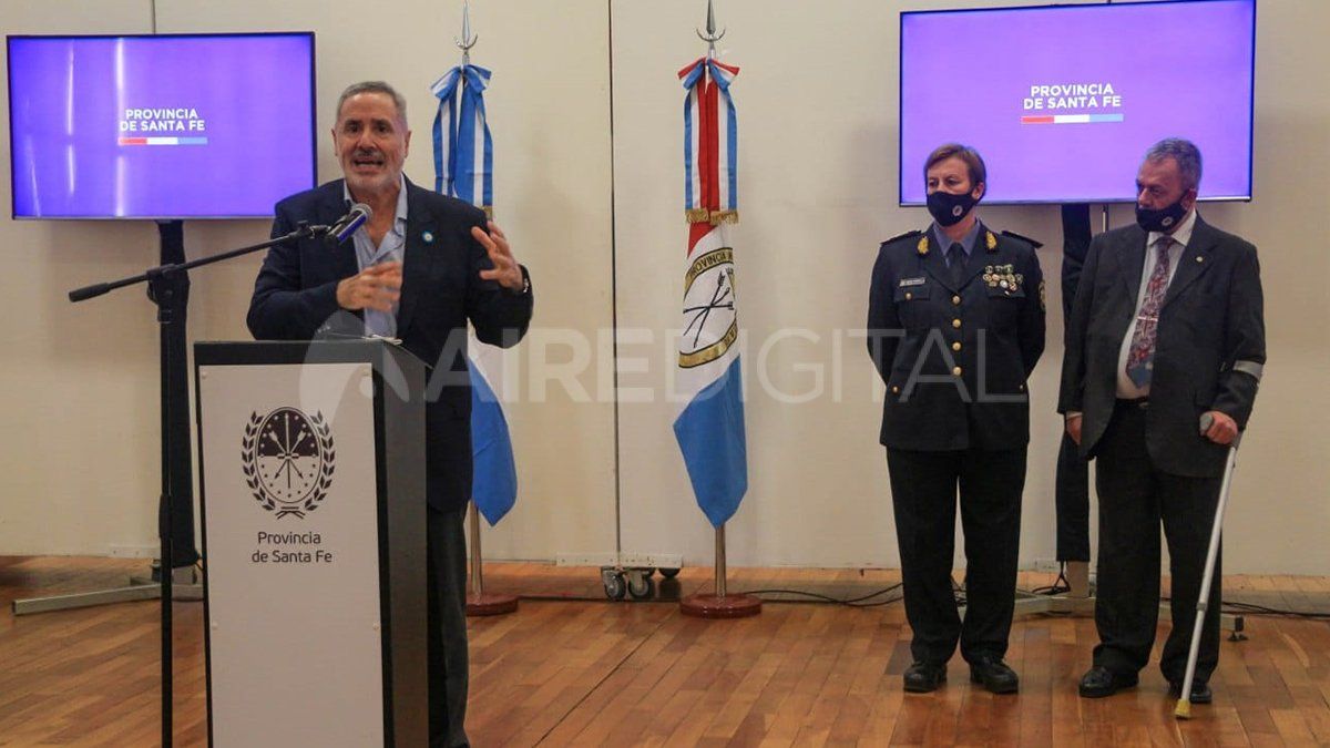 Sain encabezó el acto junto con Sarnaglia.