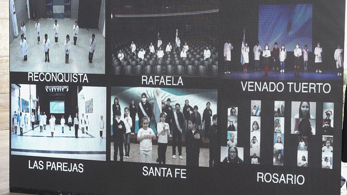 Durante la ceremonia que se desarrolló en el Monumento a la Bandera, Perotti tomó juramento de lealtad a la bandera a alumnos y alumnas de 4° grado de las escuelas de todo el territorio de la provincia, quienes participaron de manera virtual, en cumplimiento del aislamiento social, preventivo y obligatorio