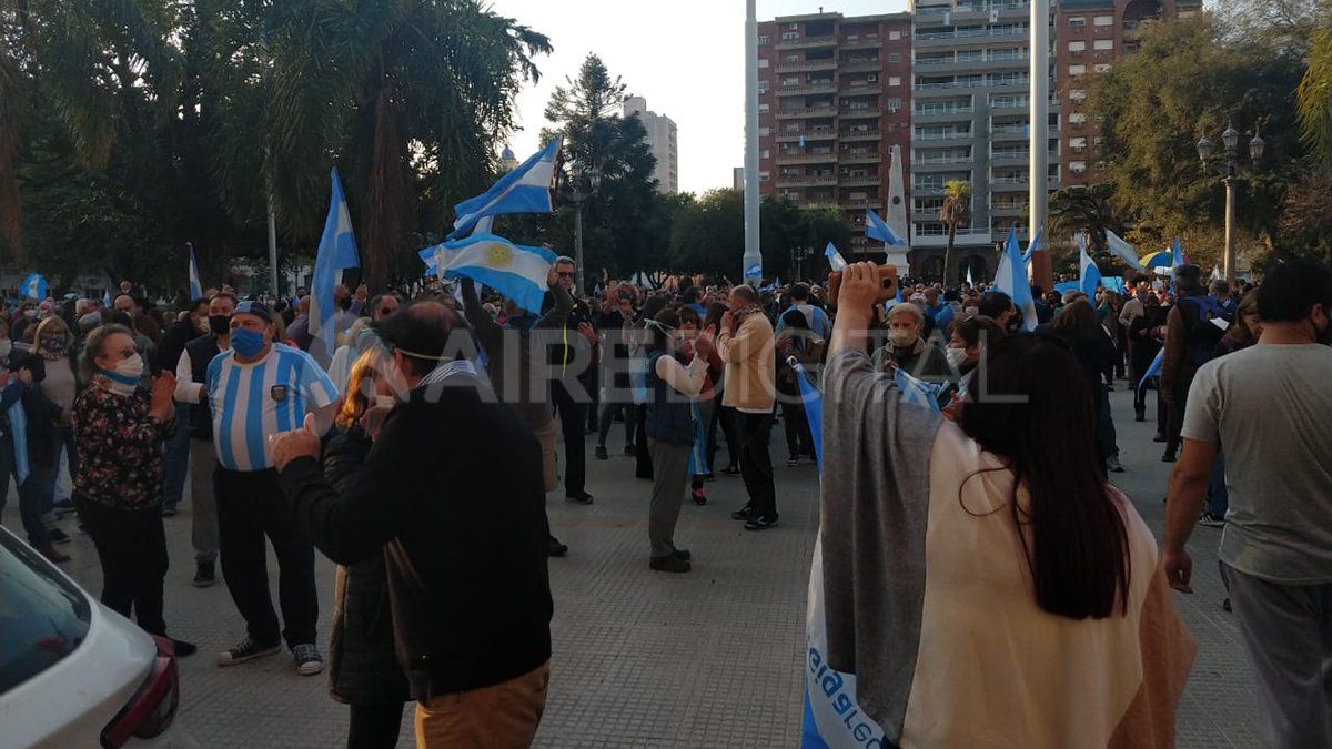 La plaza de Mayo convocó a los manifestantes contra la intervención de la empresa santafesina Vicentin. La plaza de Mayo convocó a los manifestantes contra la intervención de la empresa santafesina Vicentin.